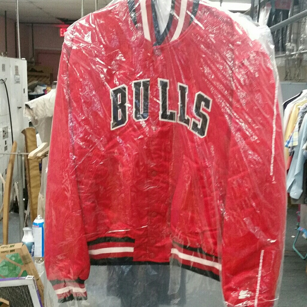 Vintage 1980's Chicago Bulls Starter jacket